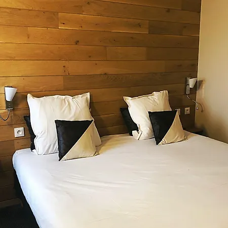 Hotel Logis Hôtel-restaurant Les Loges 3*