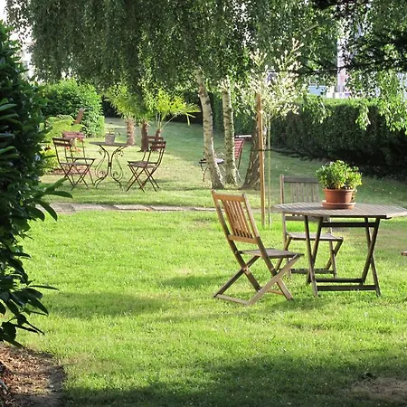Logis Hôtel-restaurant Les Loges Hotel 3*