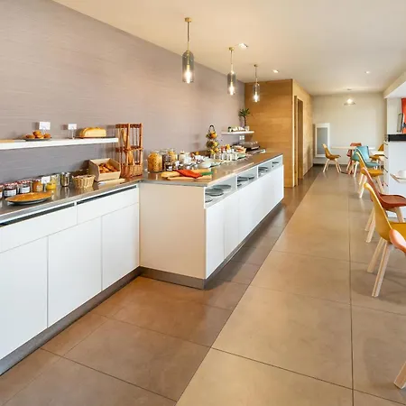 Sure By Western Rennes Hotel 3*