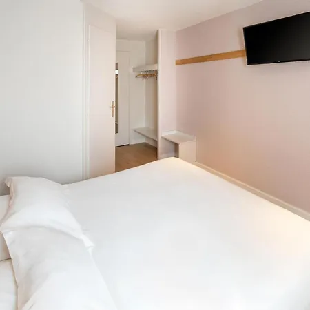 Sure By Western Rennes 3*
